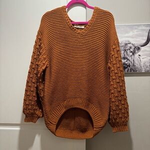 Harper heritage Chunky V-Neck Sweater in Rust Orange